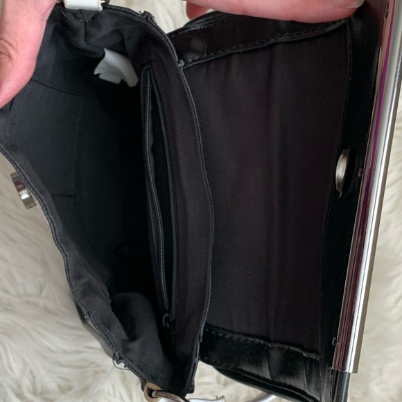 Vegan Crossbody/ Shoulder Bag - Picture 9 of 14